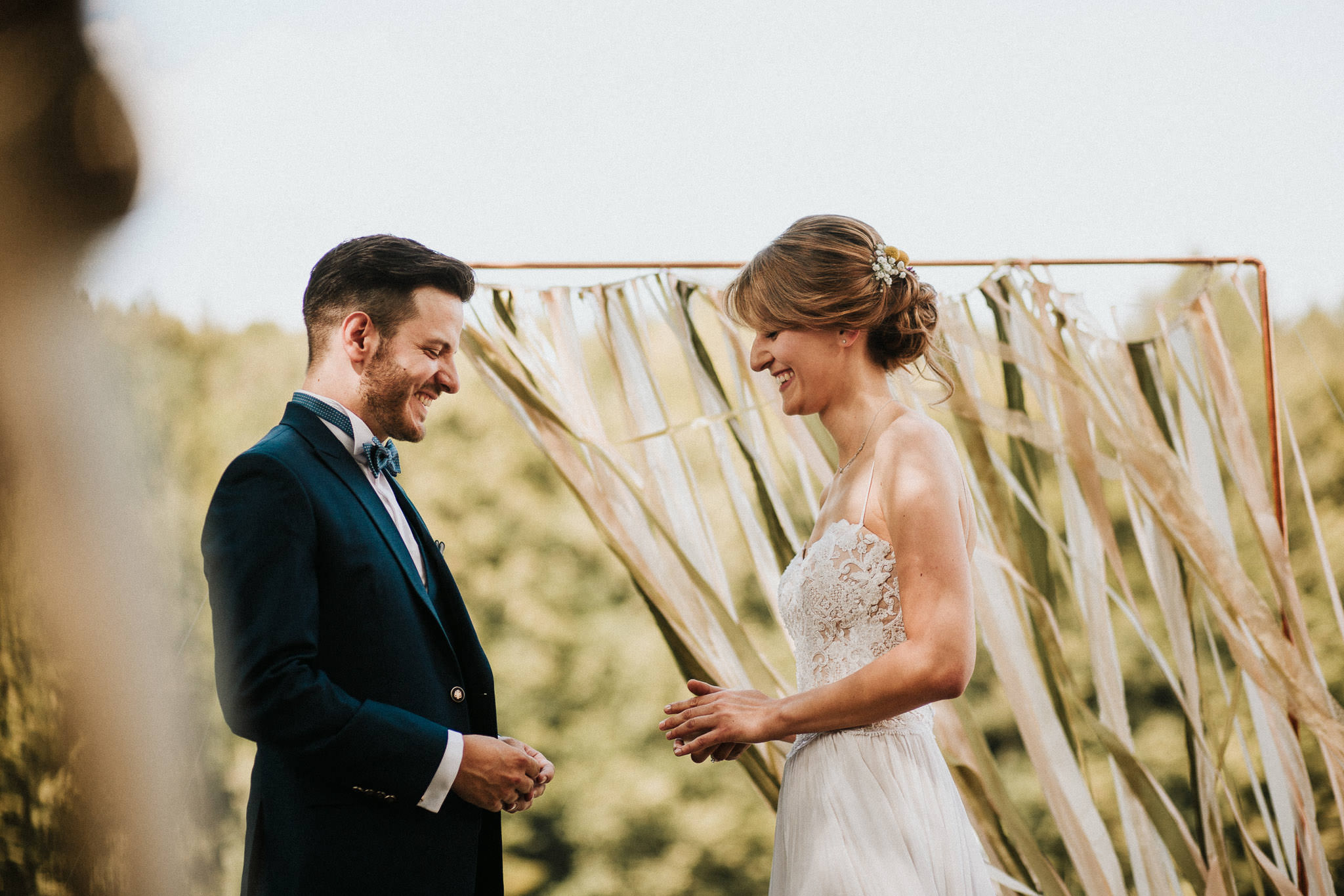 Sommerliche Boho Hochzeit im Gasthof Schupfen in Diessenhofen am Rhein in der Schweiz